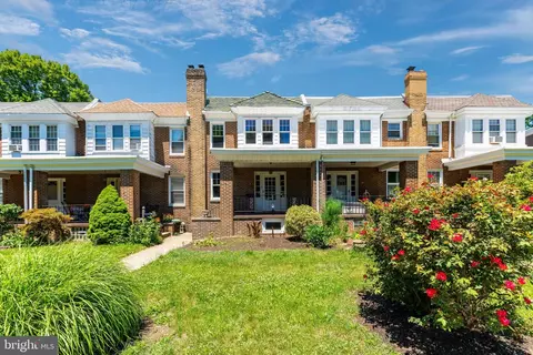 652 Rector St, Philadelphia, PA 19128