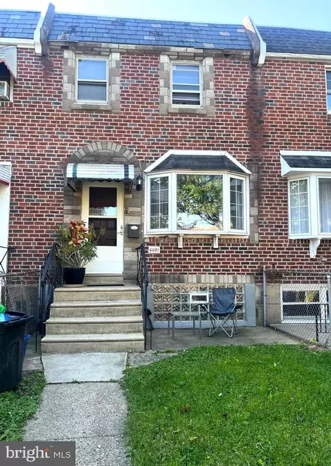 6021 Edmund St, Philadelphia, PA 19135