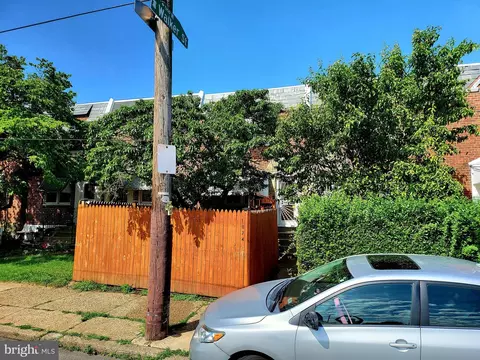 1874 Pratt St, Philadelphia, PA 19124
