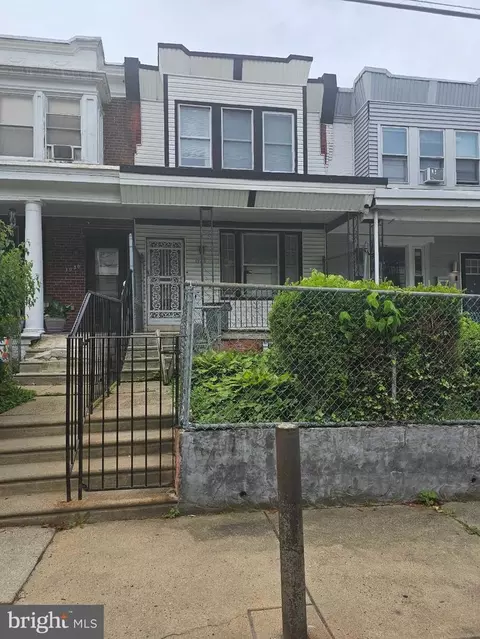 1928 Laveer St, Philadelphia, PA 19141