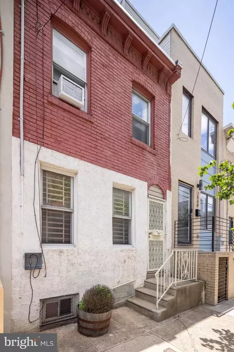 2451 Jasper St, Philadelphia, PA 19125