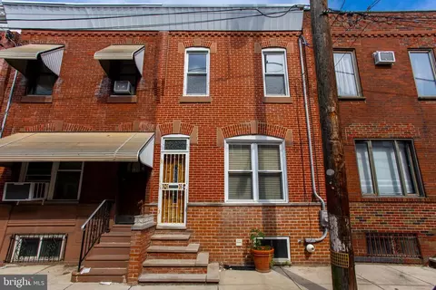 2417 S Mole St, Philadelphia, PA 19145