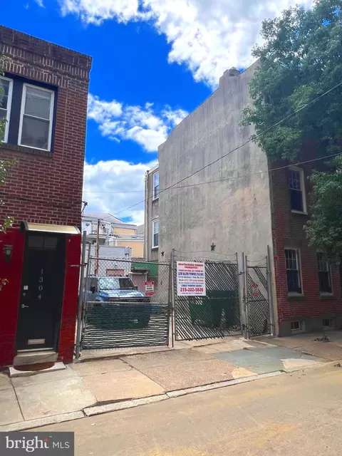 1306 Rodman St, Philadelphia, PA 19147