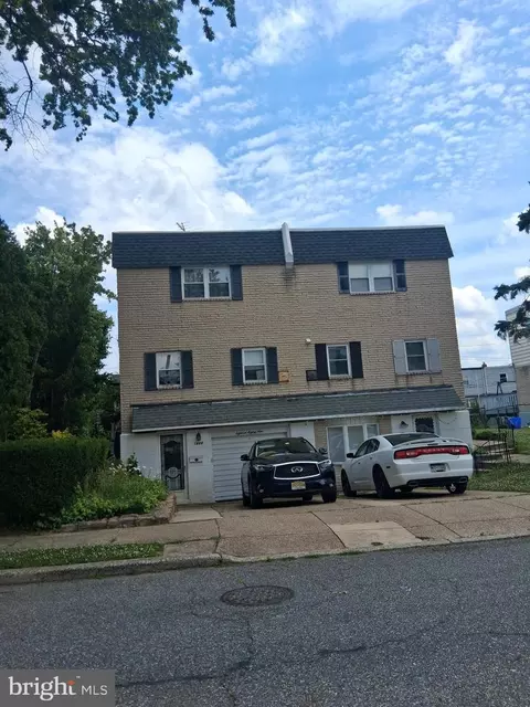 1889 Foster St, Philadelphia, PA 19116