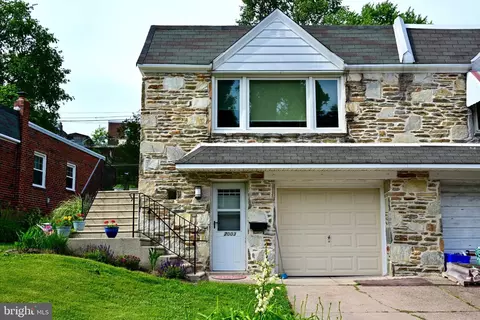 7003 Valley Ave, Philadelphia, PA 19128