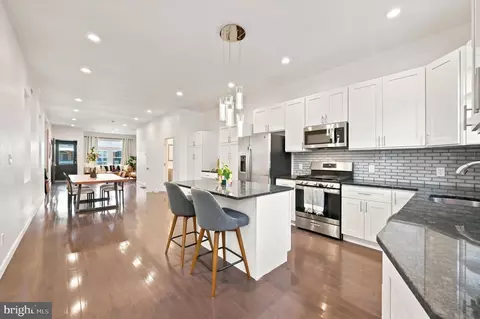5029 Locust St, Philadelphia, PA 19139