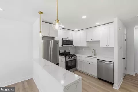 3530 Oakhill Rd, Philadelphia, PA 19154