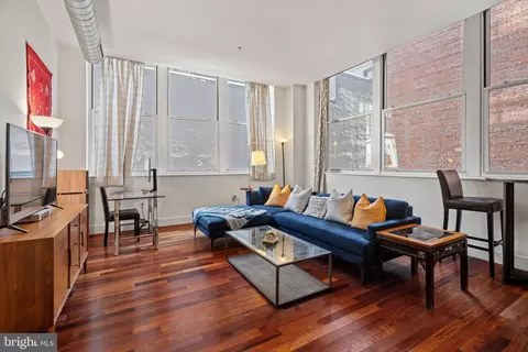 1101 Locust St #2K, Philadelphia, PA 19107