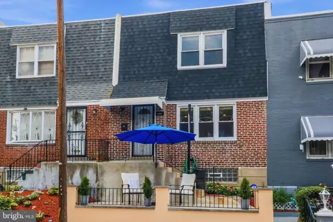 6125 Gardenia St, Philadelphia, PA 19144