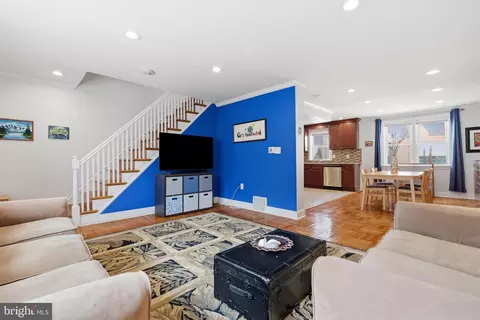 6125 Gardenia St, Philadelphia, PA 19144