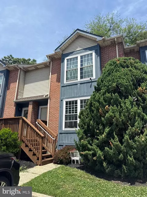 7923 31 Ridge Ave #17, Philadelphia, PA 19128