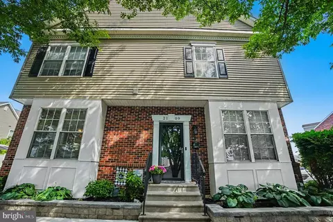 2109 Trevi Ct, Philadelphia, PA 19145