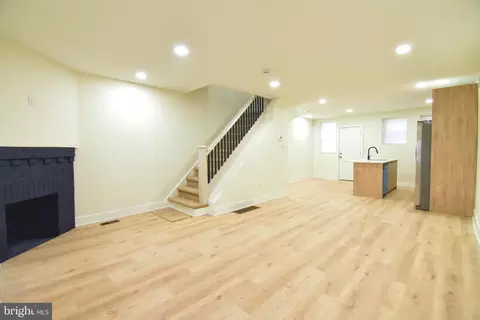 5814 Crittenden St, Philadelphia, PA 19138