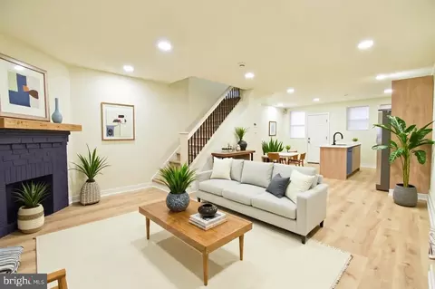 5814 Crittenden St, Philadelphia, PA 19138