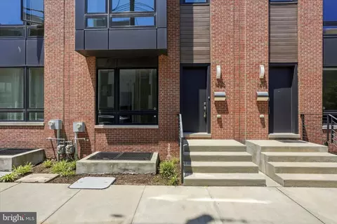 1420 S Howard St, Philadelphia, PA 19147