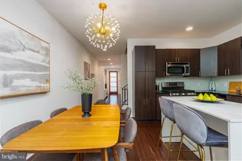 752 S Hicks St, Philadelphia, PA 19146