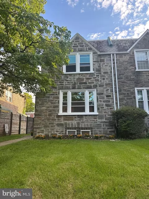 820 Kerper St, Philadelphia, PA 19111