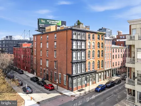 313 N 3rd St #5B, Philadelphia, PA 19106