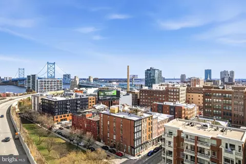 313 N 3rd St #5B, Philadelphia, PA 19106