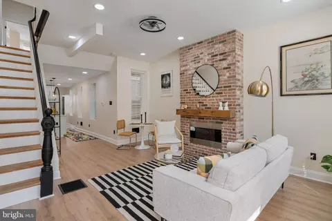856 Perkiomen St, Philadelphia, PA 19130