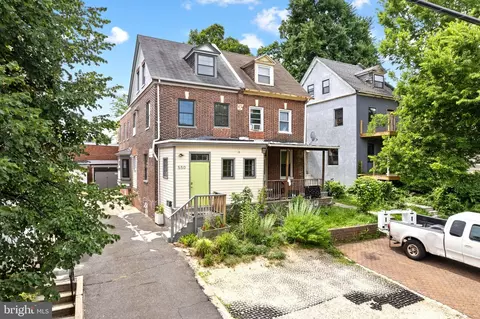 550 E Washington Ln, Philadelphia, PA 19144