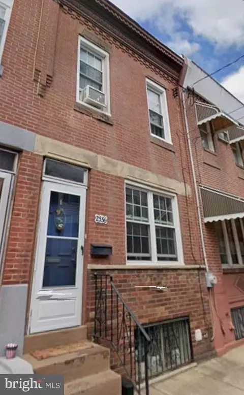 2336 S Chadwick St, Philadelphia, PA 19145
