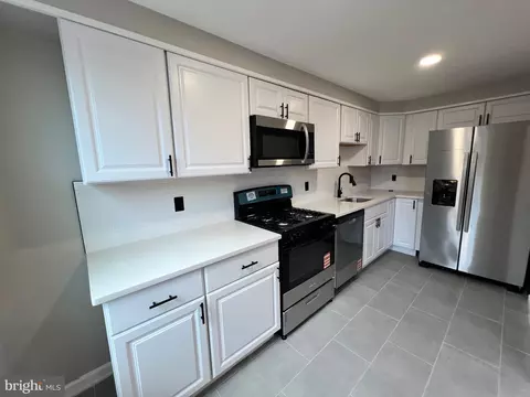 1350 Kimberly Dr, Philadelphia, PA 19151