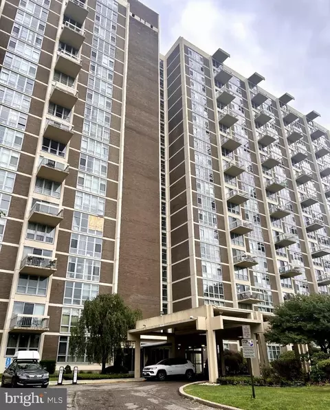 3600 Conshohocken Ave #205, Philadelphia, PA 19131