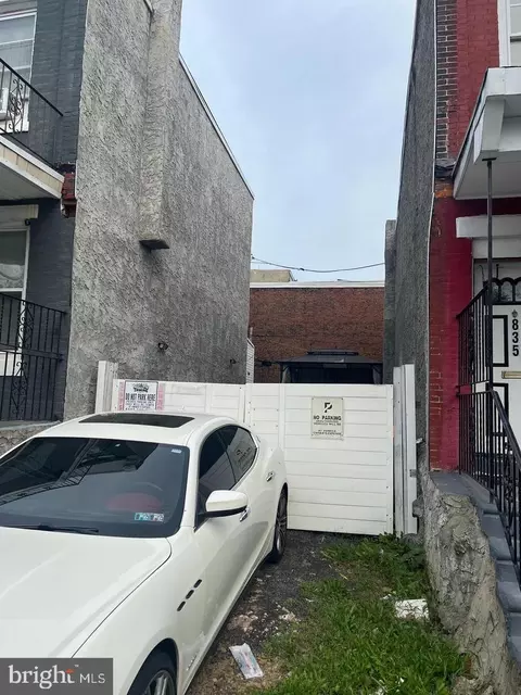 837 N 50th St, Philadelphia, PA 19139
