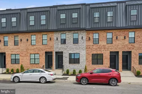 4030 Marilyn Dr, Philadelphia, PA 19131