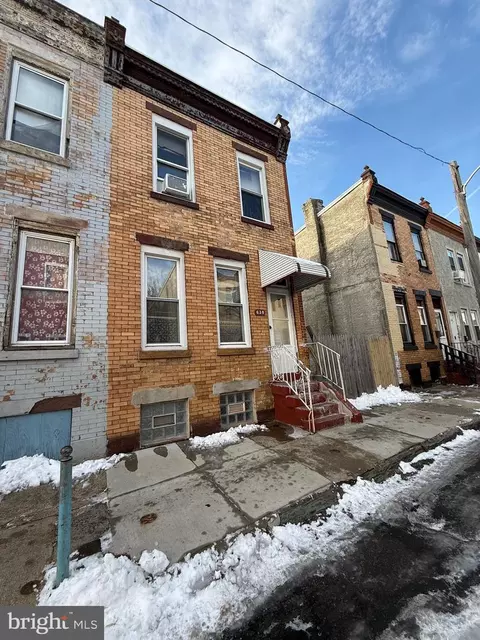 638 W Mayfield St, Philadelphia, PA 19133