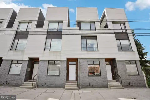 714 N 7th St, Philadelphia, PA 19123