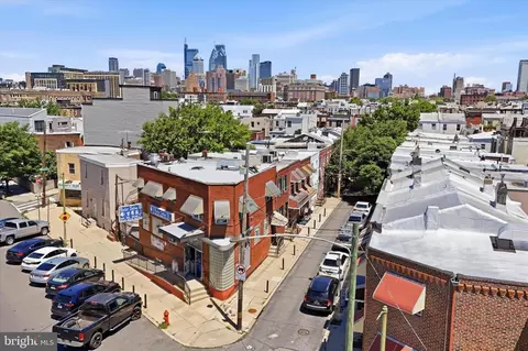 1013 Reed St, Philadelphia, PA 19147