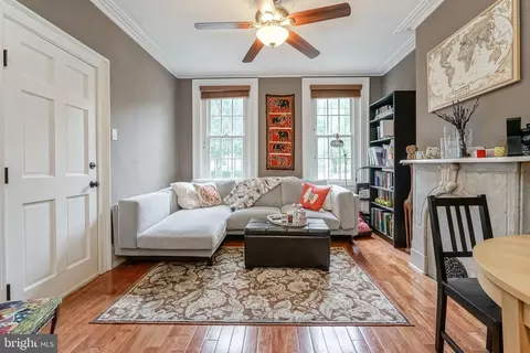 721 S 17th St, Philadelphia, PA 19146