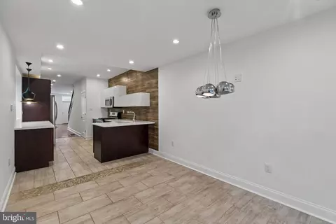 1818 S 4th St, Philadelphia, PA 19148