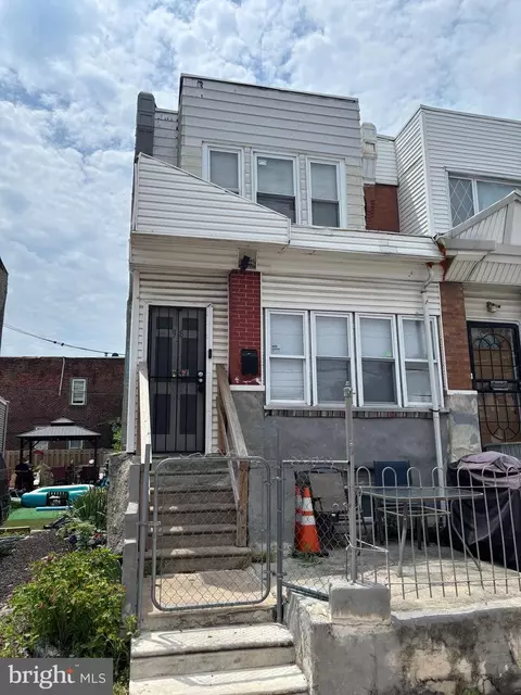 918 W Rockland St, Philadelphia, PA 19141