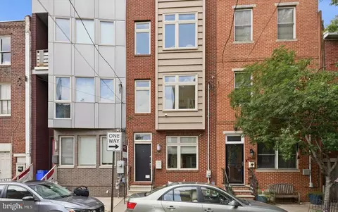 2544 Salmon St, Philadelphia, PA 19125