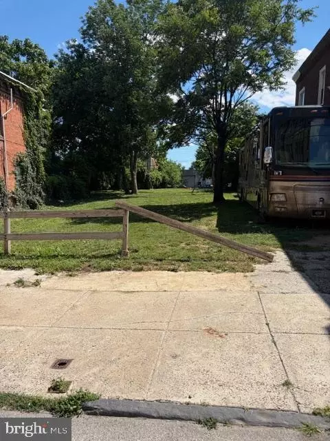 2614 W Cumberland St, Philadelphia, PA 19132