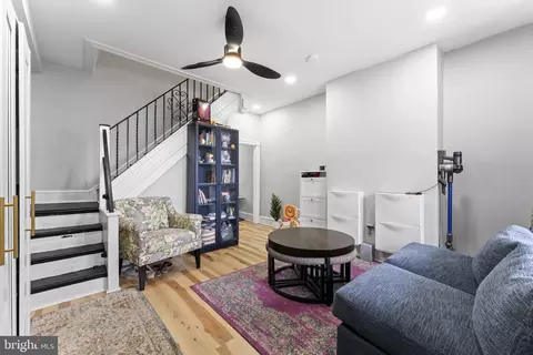 1645 S 55th St, Philadelphia, PA 19143