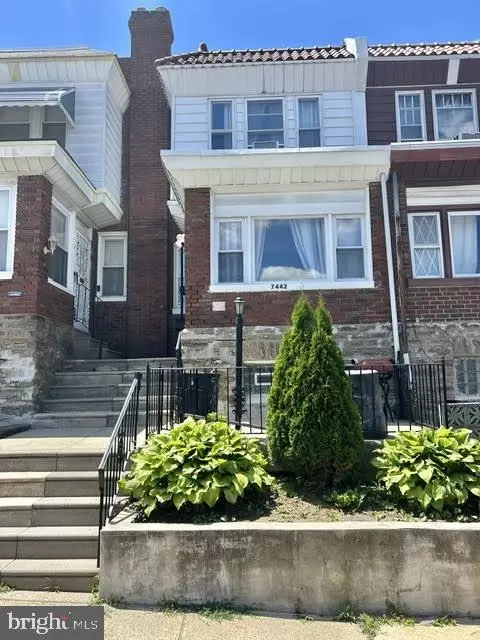 7442 E Walnut Ln, Philadelphia, PA 19138