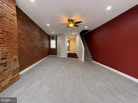 2034 S 3rd St, Philadelphia, PA 19148