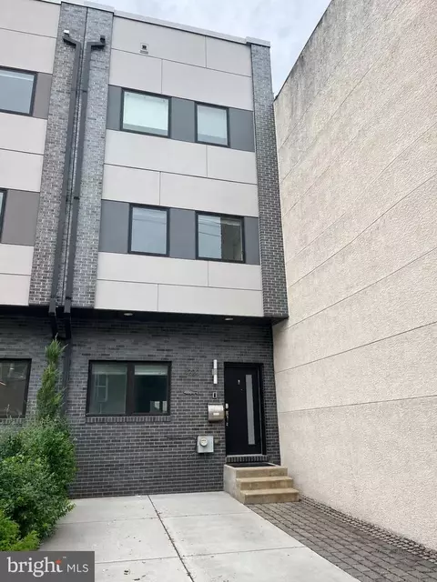 1220 20 Crease St, Philadelphia, PA 19125