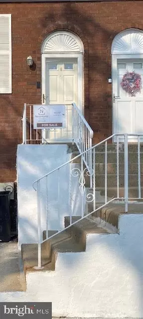 3341 Red Lion Rd, Philadelphia, PA 19114