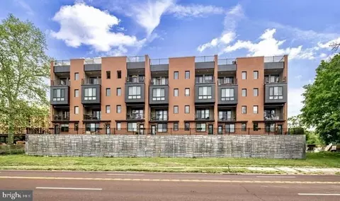 4443 River Ridge Ct #13, Philadelphia, PA 19129