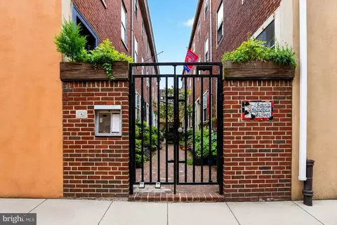 506 S Hancock St, Philadelphia, PA 19147