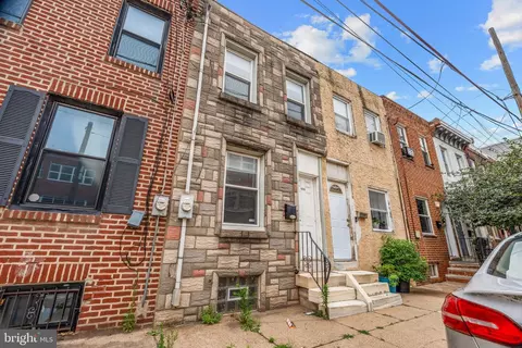 1918 E Firth St, Philadelphia, PA 19125
