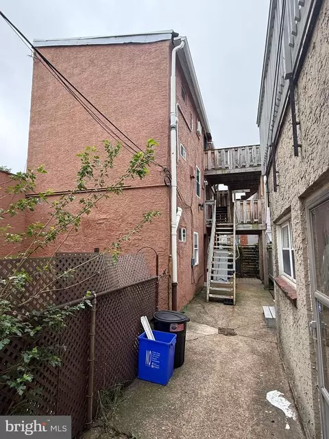 1224 E Rear E Columbia Ave, Philadelphia, PA 19125
