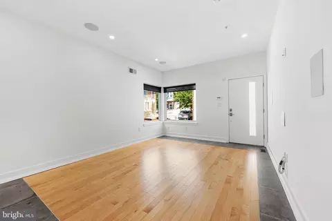 2300 E Dakota St, Philadelphia, PA 19125