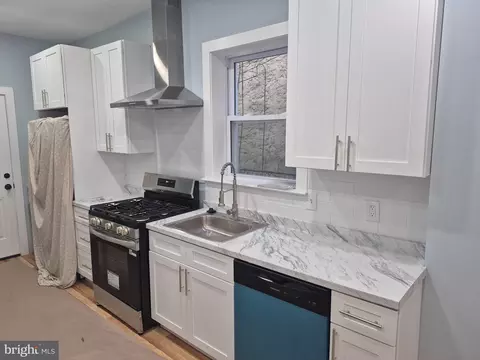 5722 Malcolm St, Philadelphia, PA 19143