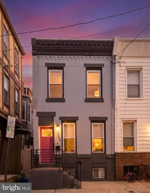 508 Fernon St, Philadelphia, PA 19148